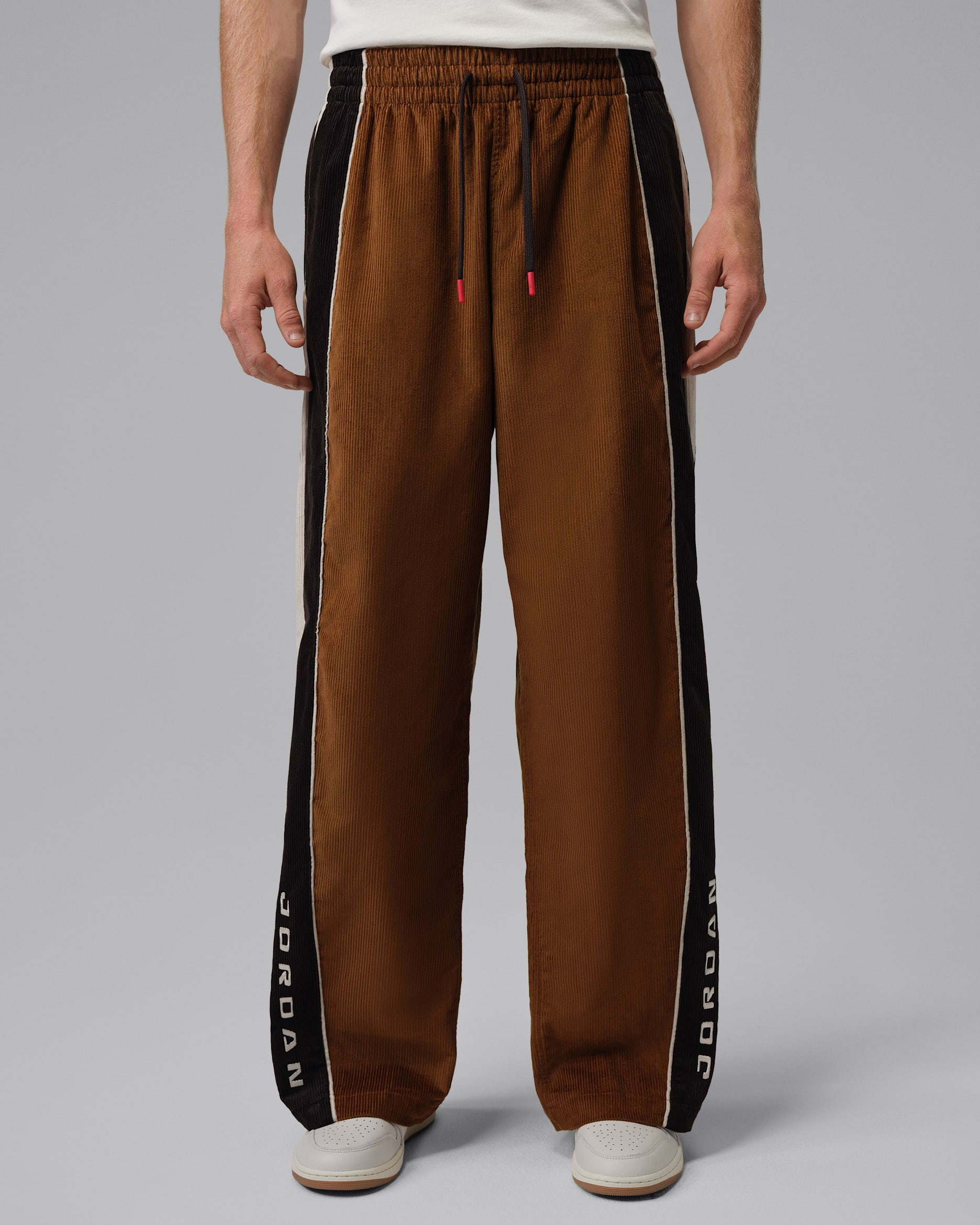 Jordan Flight Men's Corduroy Pants. Nike JP